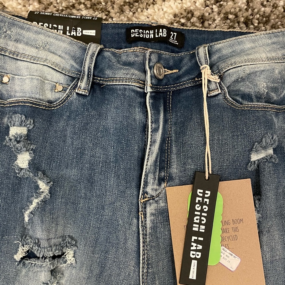 Design Lab Jeans - Picture 2 of 7